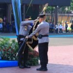 Serah Terima Pataka Polda Banten, Hengki Titip Pesan Soliditas kepada Hendra Kurniawan